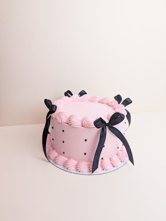 Blush Noir cake