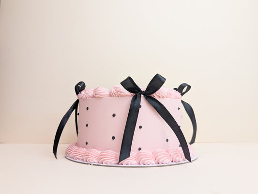 Blush Noir cake