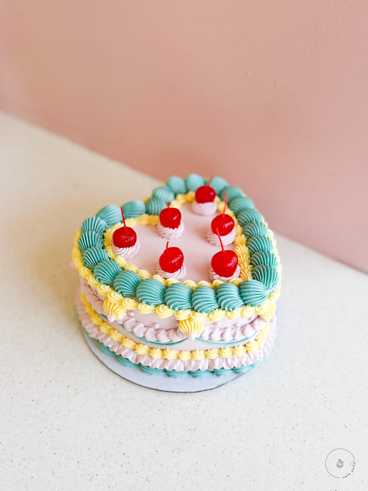 Retro Vintage Heart Cake