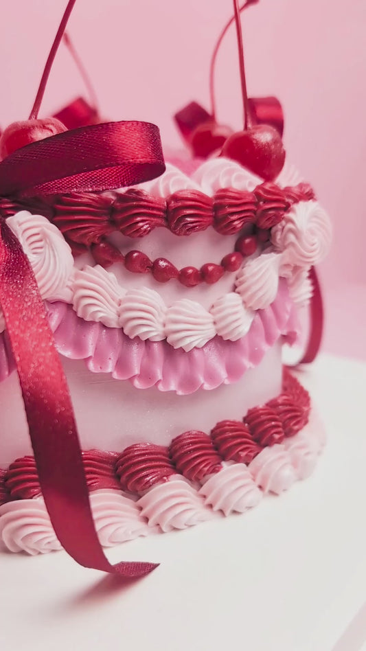 🍒 Cherry Heart Cake