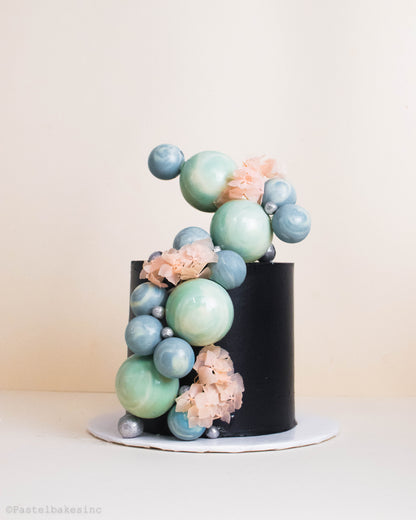Custom Cake/Cupcake Design.